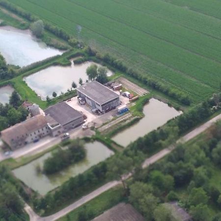 Agriturismo Lucchetta Reggiolo エクステリア 写真